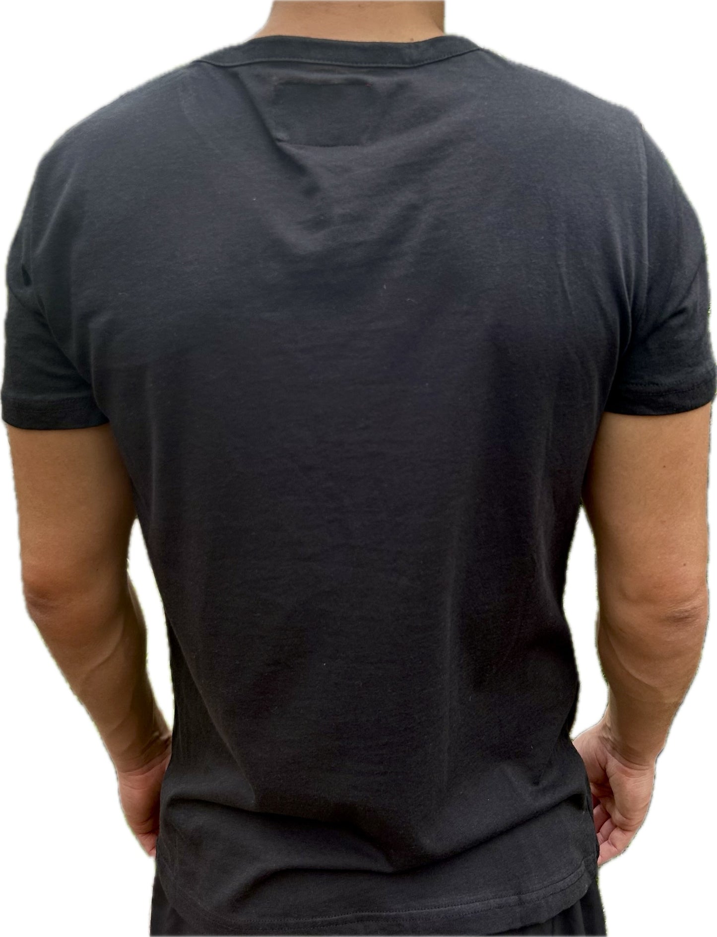 Black Tee