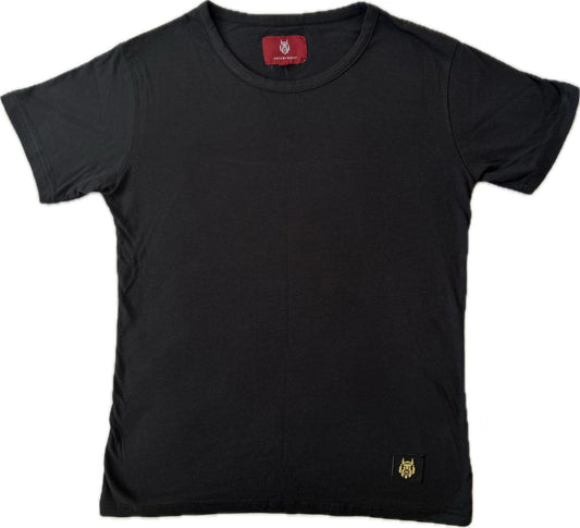 Black Tee